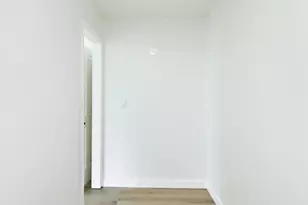 8S510 Oxford Ln, Naperville, IL 60565 - Photo 29