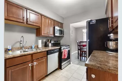 4022 Oxford Court, Streamwood, IL 60107 - Photo 5