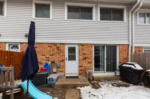 4022 Oxford Ct, Streamwood, IL 60107 - Photo 17