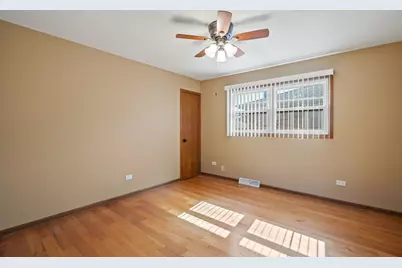 2333 Trumbull Avenue, River Grove, IL 60171 - Photo 13