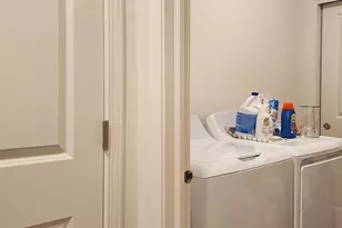 242 Sussex Ln, North Aurora, IL 60542 - Photo 19