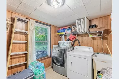 920 Suffolk Avenue, Westchester, IL 60154 - Photo 17