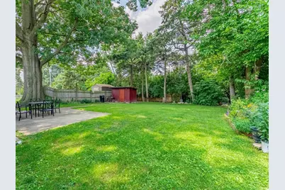 920 Suffolk Avenue, Westchester, IL 60154 - Photo 21