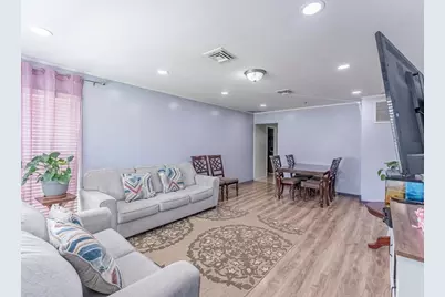 920 Suffolk Avenue, Westchester, IL 60154 - Photo 3