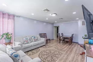 920 Suffolk Ave, Westchester, IL 60154 - Photo 3