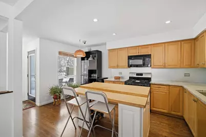 1041 Cedar Lane, Northbrook, IL 60062 - Photo 7