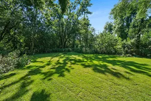 1041 Cedar Ln, Northbrook, IL 60062 - Photo 19