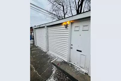 10332 S Oglesby Avenue, Chicago, IL 60617 - Photo 3