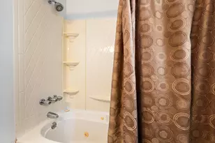 9149 S Dante Ave, Chicago, IL 60619 - Photo 5