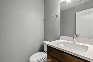 3422 W 13th Pl, Chicago, IL 60623 - Photo 7