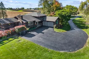 26065 S Schoolhouse Rd, Manhattan, IL 60442 - Photo 1