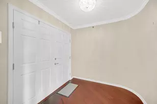 730 Creekside Dr, Mount Prospect, IL 60056 - Photo 3