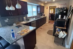 8800 S Merrill Ave, Chicago, IL 60617 - Photo 21