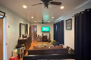 8800 S Merrill Ave, Chicago, IL 60617 - Photo 17
