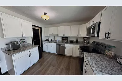 543 Ridge Circle, Streamwood, IL 60107 - Photo 7