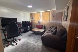 543 Ridge Cir, Streamwood, IL 60107 - Photo 17