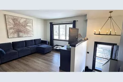 543 Ridge Circle, Streamwood, IL 60107 - Photo 3