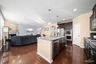 5332 Cedar Dr, Naperville, IL 60564 - Photo 5