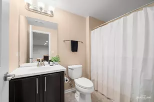 5332 Cedar Dr, Naperville, IL 60564 - Photo 15