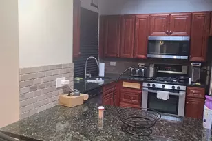 336 Oakwood St, Park Forest, IL 60466 - Photo 5