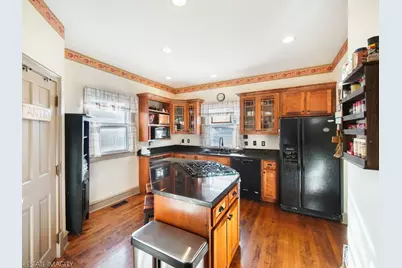 313 N Raynor Avenue, Joliet, IL 60435 - Photo 9