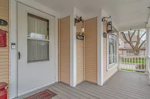 313 N Raynor Ave, Joliet, IL 60435 - Photo 3