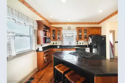 313 N Raynor Avenue, Joliet, IL 60435 - Photo 11