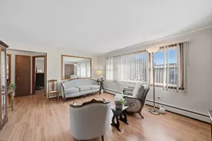 4859 W Byron St, Chicago, IL 60641 - Photo 7