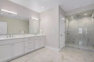 225 Burlington Ave, Clarendon Hills, IL 60514 - Photo 13