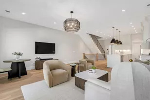 225 Burlington Ave, Clarendon Hills, IL 60514 - Photo 3