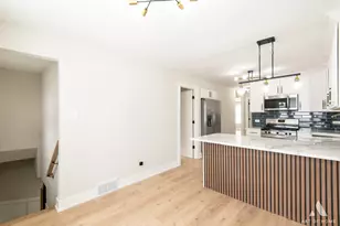 7715 New England Ave, Burbank, IL 60459 - Photo 17