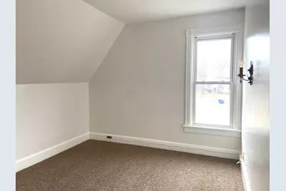 638 Leonard Avenue, Dekalb, IL 60115 - Photo 5