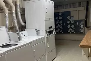 212 Collen Dr, Lombard, IL 60148 - Photo 21