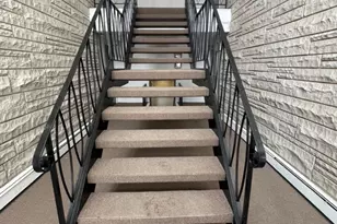 212 Collen Dr, Lombard, IL 60148 - Photo 3