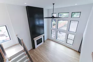 27W151 48th St, Naperville, IL 60540 - Photo 9