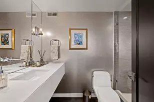 200 E Delaware Pl, Chicago, IL 60611 - Photo 19