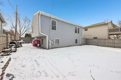 410 W Riverside Drive, Lakemoor, IL 60051 - Photo 19