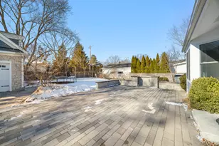 711 S 4th Ave, Libertyville, IL 60048 - Photo 31