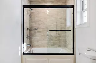 711 S 4th Ave, Libertyville, IL 60048 - Photo 21