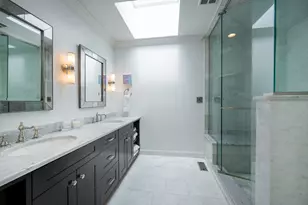 339 W Webster Ave, Chicago, IL 60614 - Photo 17