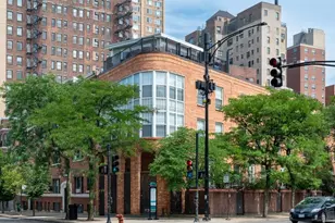 339 W Webster Ave, Chicago, IL 60614 - Photo 1