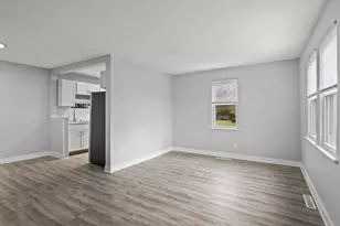 3614 Linneman St, Glenview, IL 60025 - Photo 9