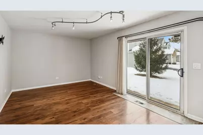 1830 Princeton Court, Gurnee, IL 60031 - Photo 7