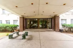 1415 W Pratt Blvd, Chicago, IL 60626 - Photo 1