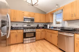 2111 Lolo Pass Dr, Plainfield, IL 60586 - Photo 7