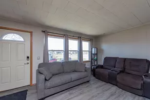 1115 Hillwood Cir, Round Lake Beach, IL 60073 - Photo 7