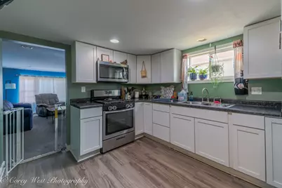 312 E Railroad Street, Kingston, IL 60145 - Photo 25