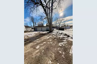 312 E Railroad Street, Kingston, IL 60145 - Photo 17