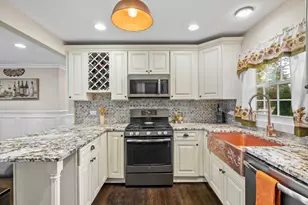 8602 S Oak Park Ave, Burbank, IL 60459 - Photo 5