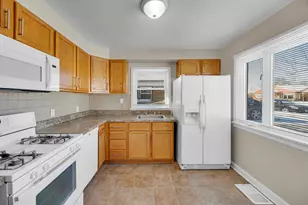 3161 W Park Ln Dr, Merrionette Park, IL 60803 - Photo 3
